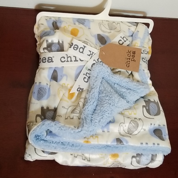 chick pea baby blanket elephant
